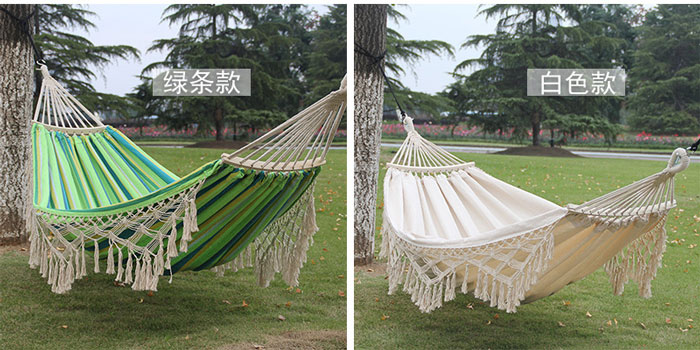 Fabric Hammock With Wooden Spread Bar HM027-1