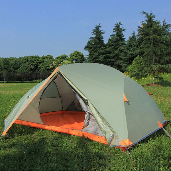 Travel Backpack Tent Suitable 1-2 People Using Double Layer Lightweight Waterproof Camping Trekking Tent
